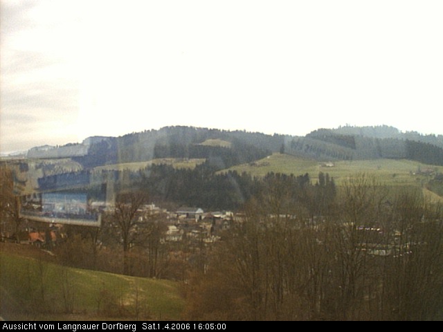 Webcam-Bild: Aussicht vom Dorfberg in Langnau 20060401-160500