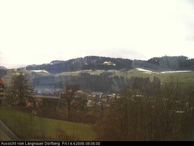 Webcam-Bild: Aussicht vom Dorfberg in Langnau 20060414-080500