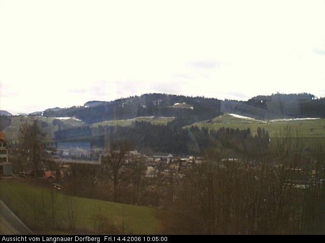 Webcam-Bild: Aussicht vom Dorfberg in Langnau 20060414-100500