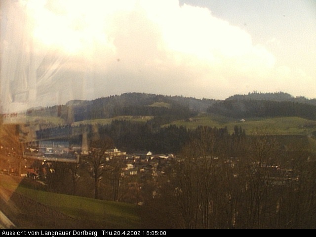 Webcam-Bild: Aussicht vom Dorfberg in Langnau 20060420-180500