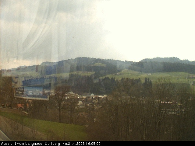 Webcam-Bild: Aussicht vom Dorfberg in Langnau 20060421-160500
