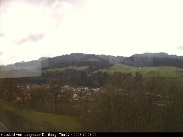 Webcam-Bild: Aussicht vom Dorfberg in Langnau 20060427-120500