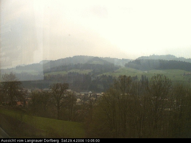 Webcam-Bild: Aussicht vom Dorfberg in Langnau 20060429-100500