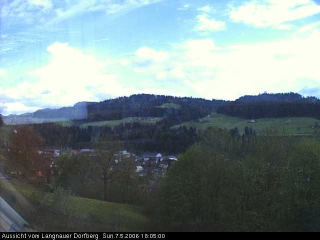 Webcam-Bild: Aussicht vom Dorfberg in Langnau 20060507-180500