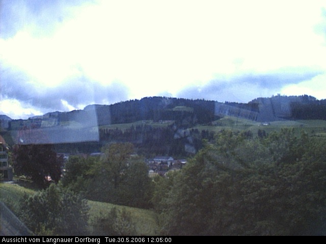 Webcam-Bild: Aussicht vom Dorfberg in Langnau 20060530-120500