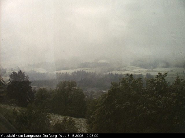 Webcam-Bild: Aussicht vom Dorfberg in Langnau 20060531-100500