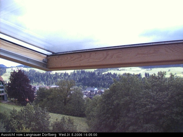 Webcam-Bild: Aussicht vom Dorfberg in Langnau 20060531-160500