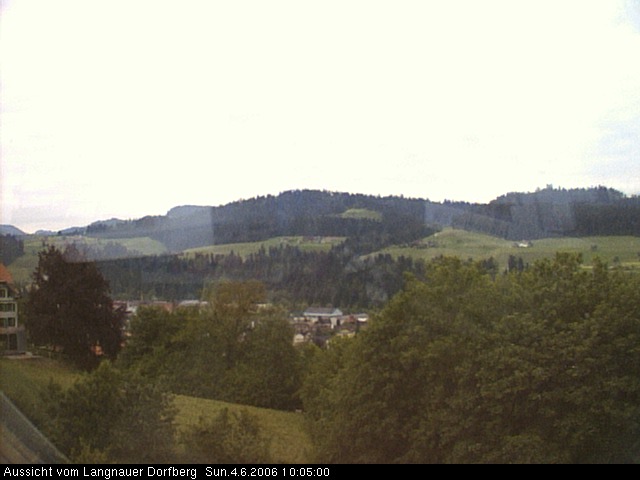 Webcam-Bild: Aussicht vom Dorfberg in Langnau 20060604-100500