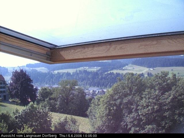 Webcam-Bild: Aussicht vom Dorfberg in Langnau 20060615-100500
