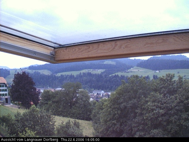 Webcam-Bild: Aussicht vom Dorfberg in Langnau 20060622-160500