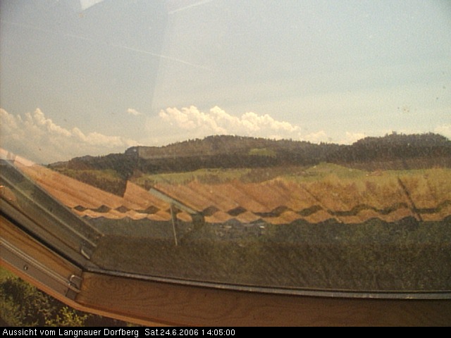 Webcam-Bild: Aussicht vom Dorfberg in Langnau 20060624-140500