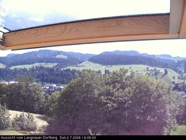Webcam-Bild: Aussicht vom Dorfberg in Langnau 20060702-160500