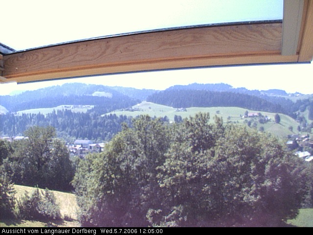 Webcam-Bild: Aussicht vom Dorfberg in Langnau 20060705-120500