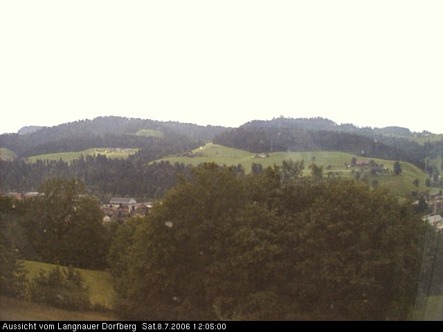 Webcam-Bild: Aussicht vom Dorfberg in Langnau 20060708-120500