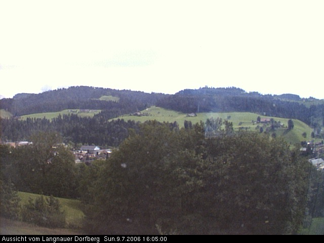 Webcam-Bild: Aussicht vom Dorfberg in Langnau 20060709-160500