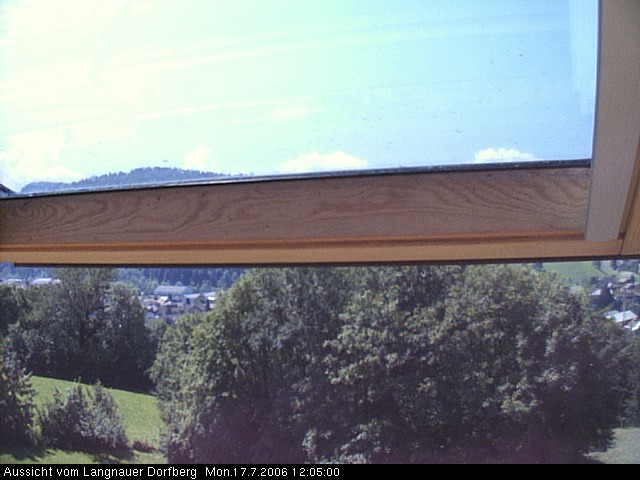 Webcam-Bild: Aussicht vom Dorfberg in Langnau 20060717-120500