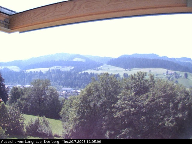 Webcam-Bild: Aussicht vom Dorfberg in Langnau 20060720-120500