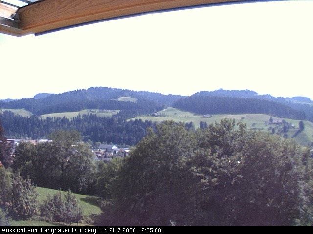 Webcam-Bild: Aussicht vom Dorfberg in Langnau 20060721-160500