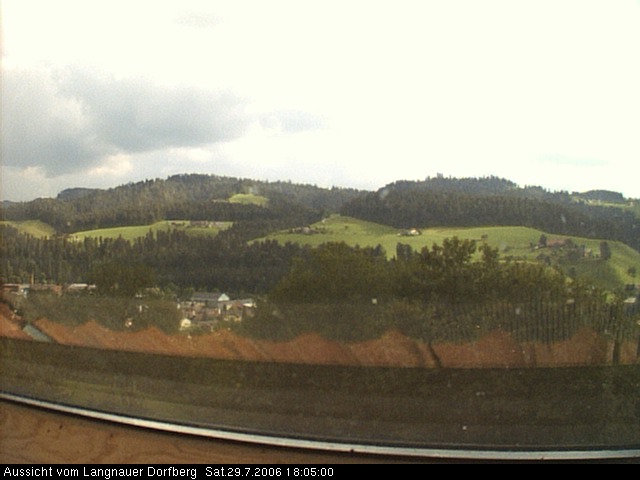 Webcam-Bild: Aussicht vom Dorfberg in Langnau 20060729-180500