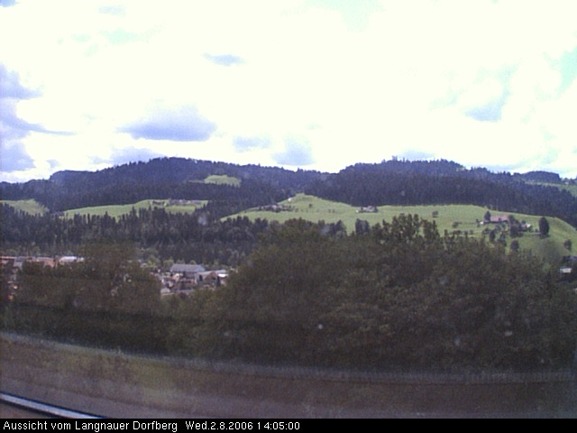 Webcam-Bild: Aussicht vom Dorfberg in Langnau 20060802-140500