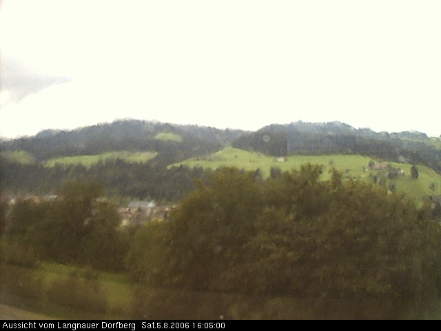 Webcam-Bild: Aussicht vom Dorfberg in Langnau 20060805-160500