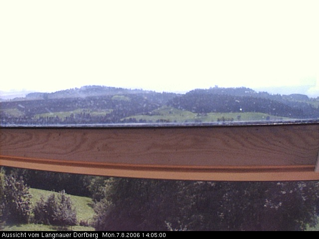 Webcam-Bild: Aussicht vom Dorfberg in Langnau 20060807-140500