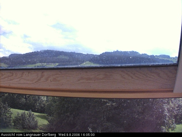 Webcam-Bild: Aussicht vom Dorfberg in Langnau 20060809-160500