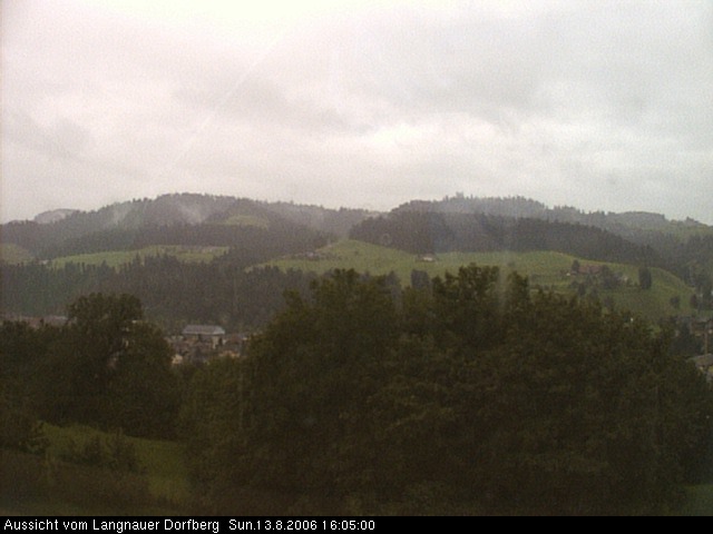 Webcam-Bild: Aussicht vom Dorfberg in Langnau 20060813-160500