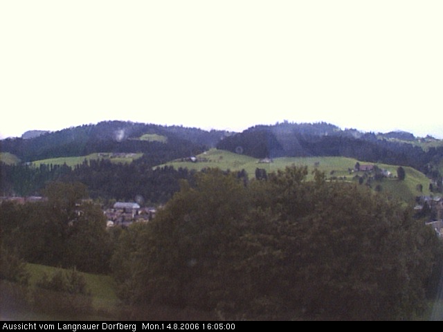 Webcam-Bild: Aussicht vom Dorfberg in Langnau 20060814-160500