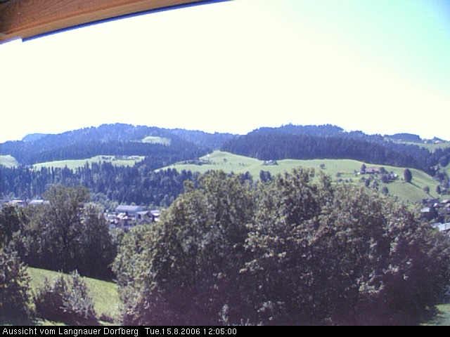 Webcam-Bild: Aussicht vom Dorfberg in Langnau 20060815-120500