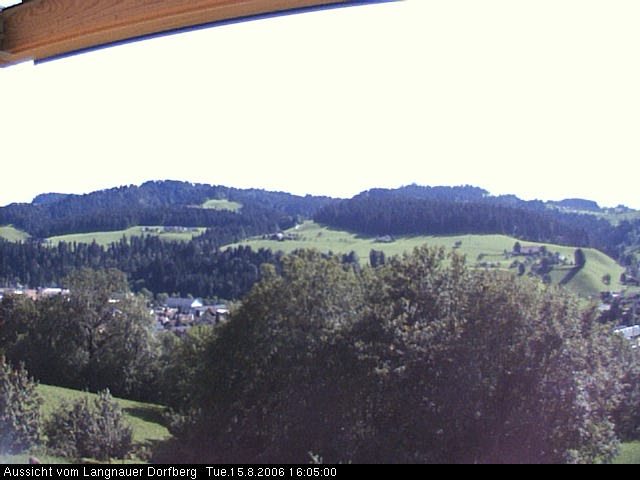 Webcam-Bild: Aussicht vom Dorfberg in Langnau 20060815-160500