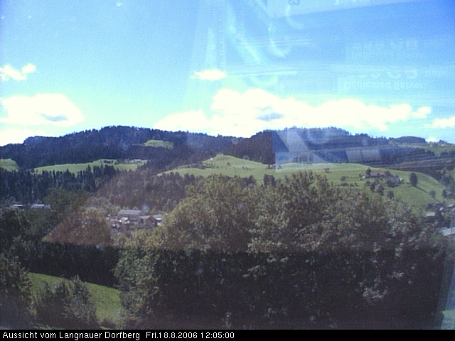 Webcam-Bild: Aussicht vom Dorfberg in Langnau 20060818-120500