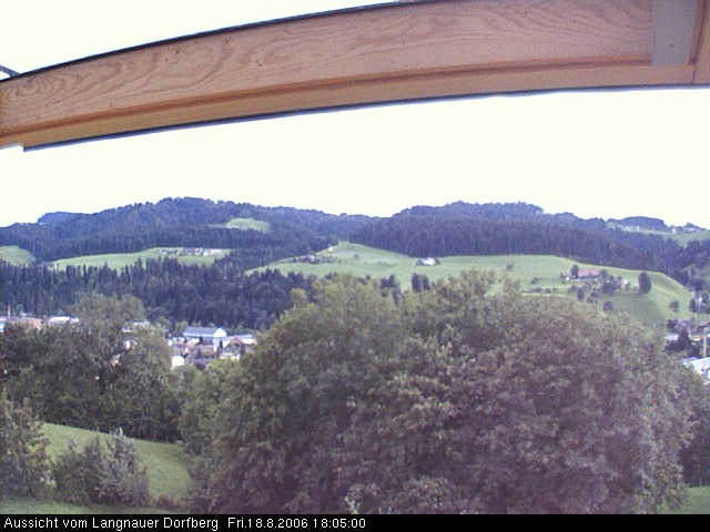 Webcam-Bild: Aussicht vom Dorfberg in Langnau 20060818-180500