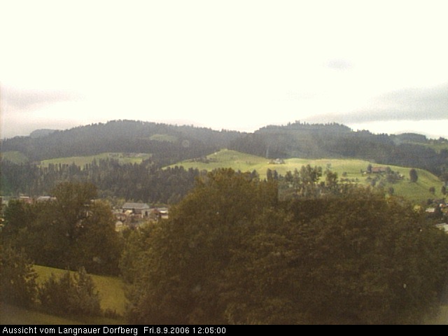 Webcam-Bild: Aussicht vom Dorfberg in Langnau 20060908-120500