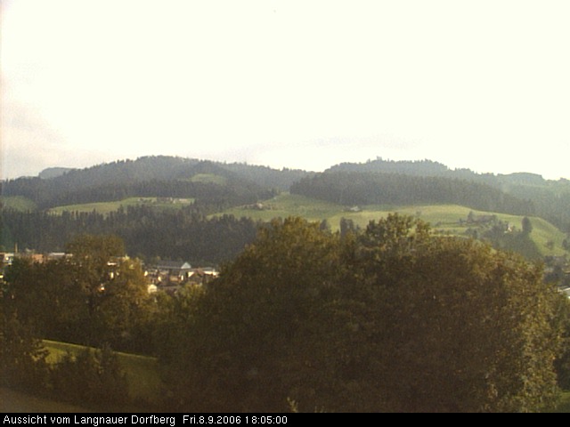 Webcam-Bild: Aussicht vom Dorfberg in Langnau 20060908-180500