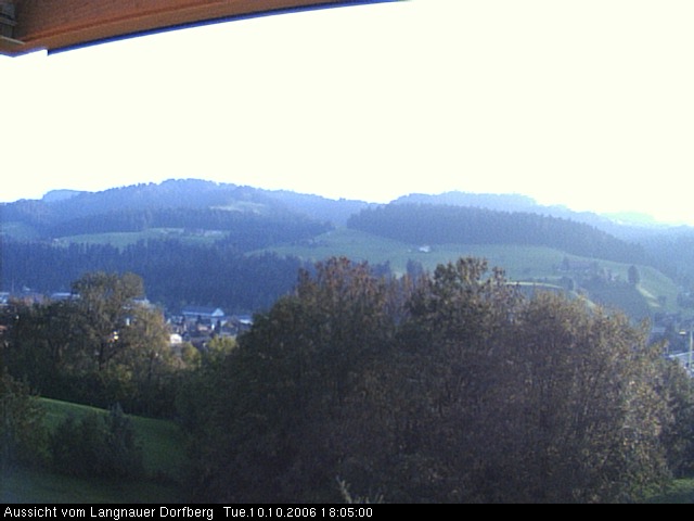 Webcam-Bild: Aussicht vom Dorfberg in Langnau 20061010-180500