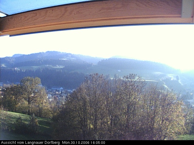 Webcam-Bild: Aussicht vom Dorfberg in Langnau 20061030-160500