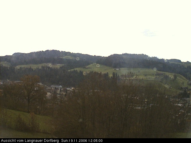Webcam-Bild: Aussicht vom Dorfberg in Langnau 20061119-120500