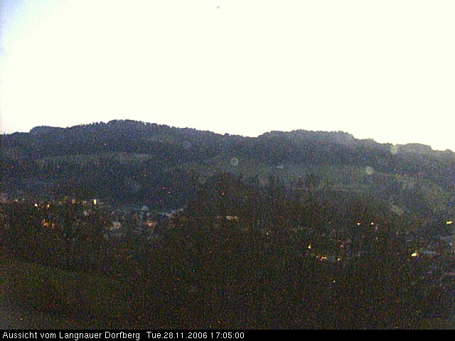 Webcam-Bild: Aussicht vom Dorfberg in Langnau 20061128-170500