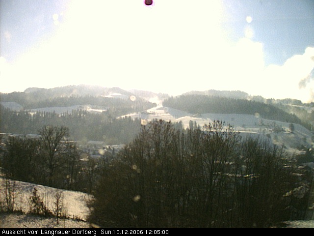 Webcam-Bild: Aussicht vom Dorfberg in Langnau 20061210-120500