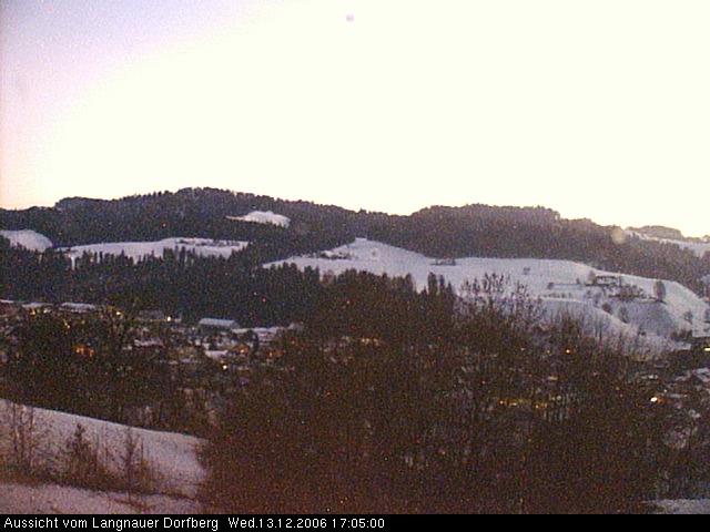 Webcam-Bild: Aussicht vom Dorfberg in Langnau 20061213-170500