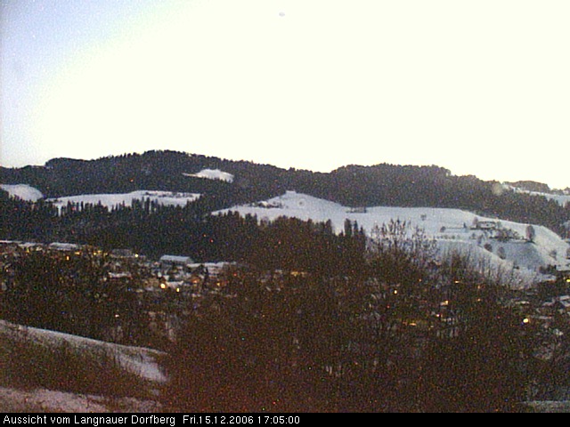 Webcam-Bild: Aussicht vom Dorfberg in Langnau 20061215-170500