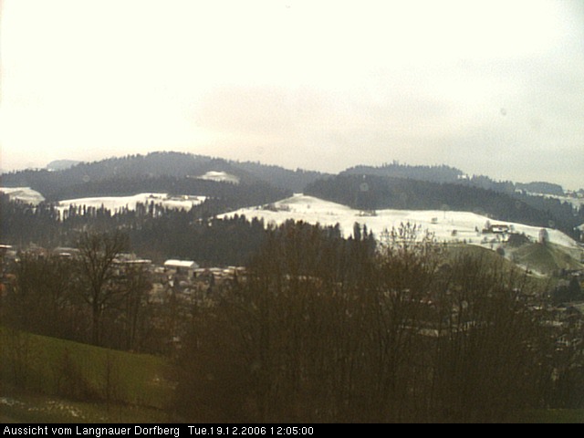 Webcam-Bild: Aussicht vom Dorfberg in Langnau 20061219-120500