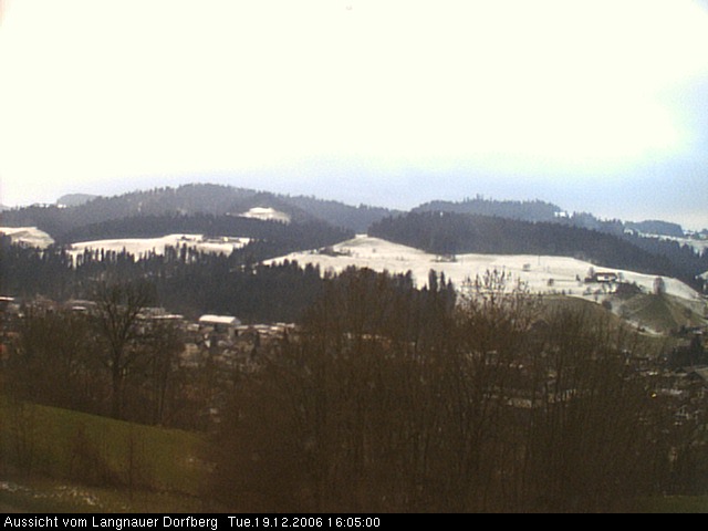 Webcam-Bild: Aussicht vom Dorfberg in Langnau 20061219-160500
