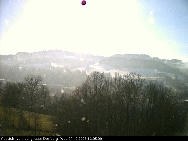 Webcam-Bild: Aussicht vom Dorfberg in Langnau 20061227-120500