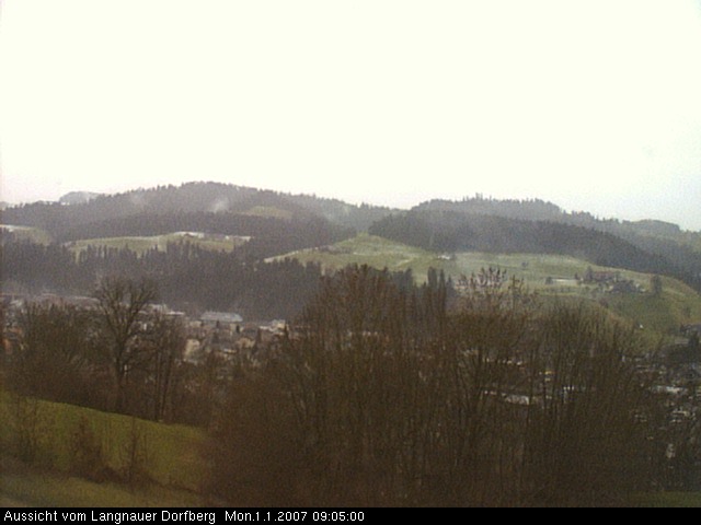 Webcam-Bild: Aussicht vom Dorfberg in Langnau 20070101-090500