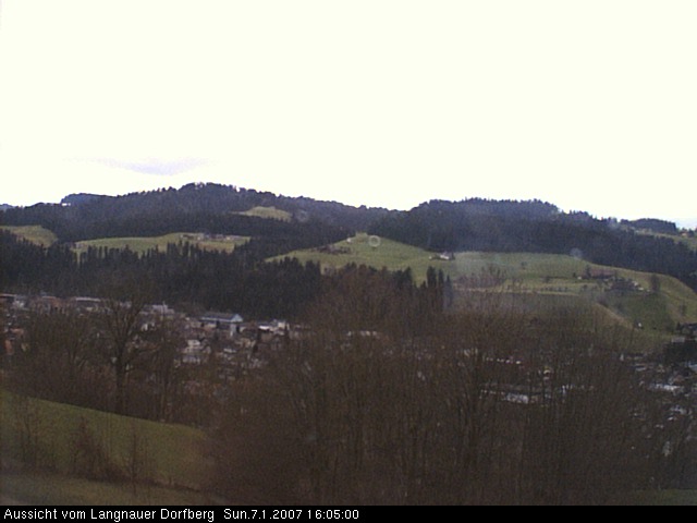 Webcam-Bild: Aussicht vom Dorfberg in Langnau 20070107-160500