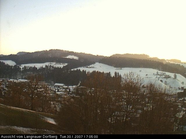 Webcam-Bild: Aussicht vom Dorfberg in Langnau 20070130-170500