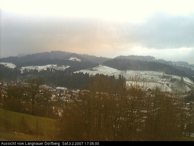 Webcam-Bild: Aussicht vom Dorfberg in Langnau 20070203-170500