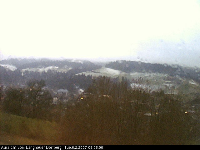 Webcam-Bild: Aussicht vom Dorfberg in Langnau 20070206-080500
